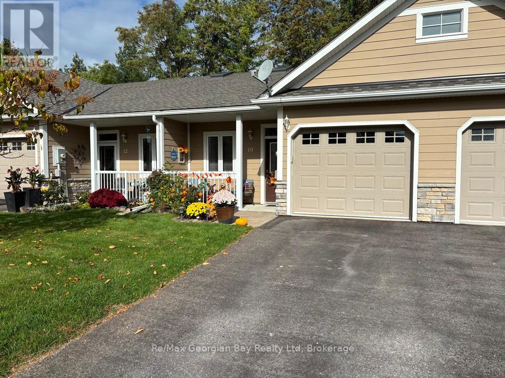 10 Maple Ct, Severn, ON L0K 1E0