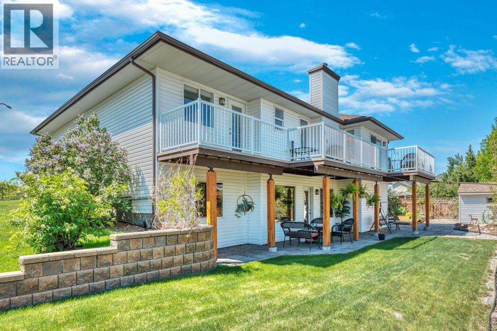 15 Henderson Bay NE, Langdon, AB T1X 2V6