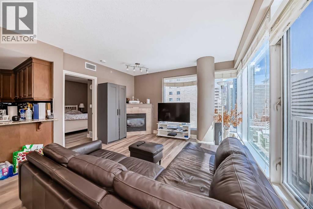 910 5 Avenue Sw Unit 1407, Calgary, AB T2P 0C3