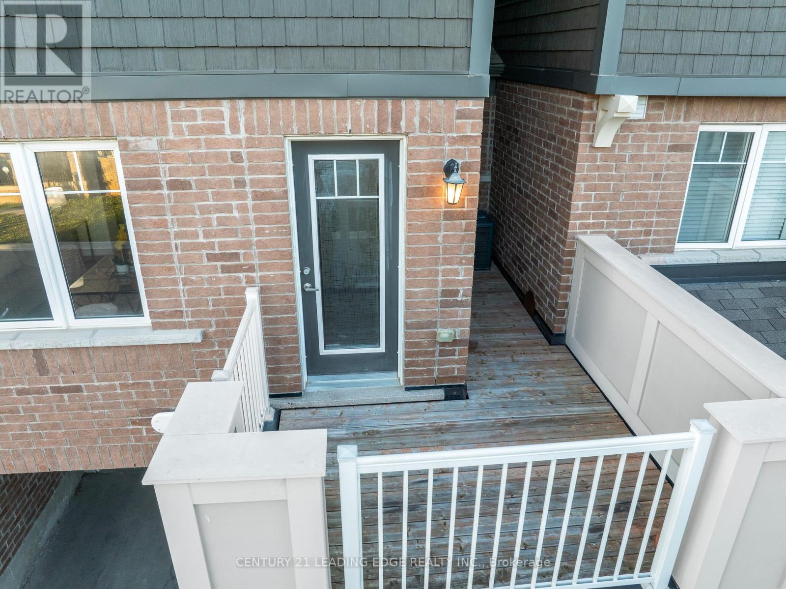 521 Fir Ct, Milton, ON L9T 7E7