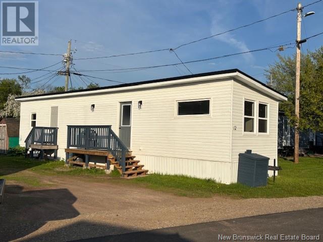 12 Lee Ave, Sussex Corner, NB E4E 2W6
