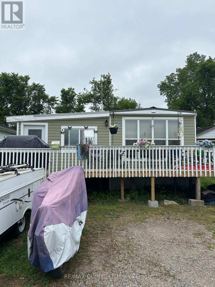 223 Clare St #b, Tweed, ON K0K 3H0