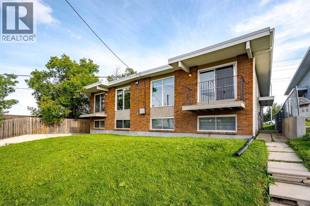 424 Sabrina Rd SW, Calgary, AB T2W 1P9