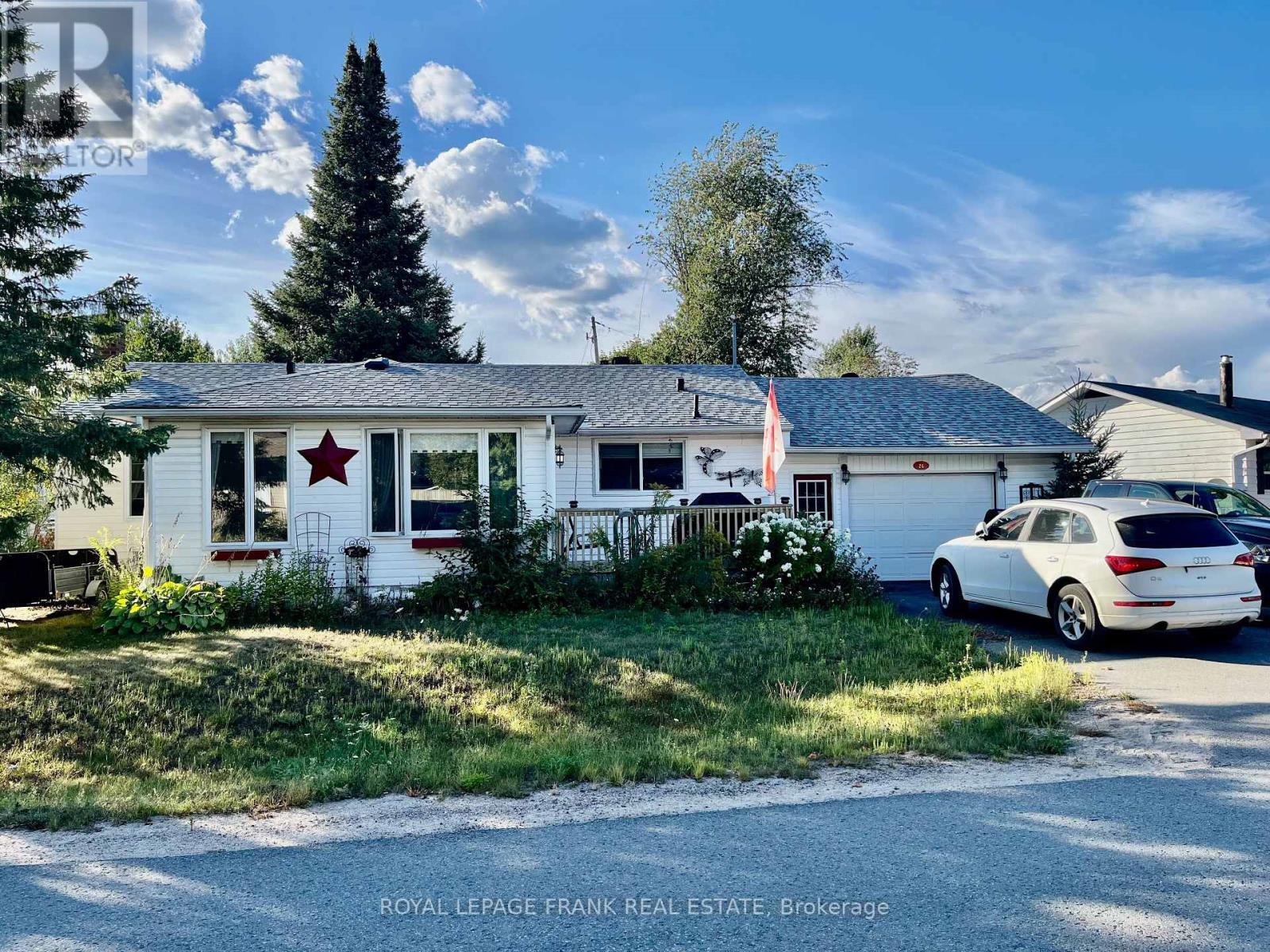 26 Larch St, Highlands East, ON K0L 1M0