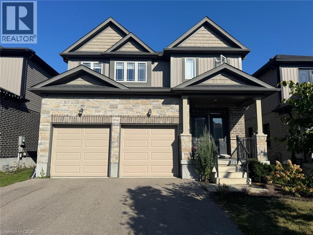664 Indian Grass St, Waterloo, ON N2V 0C9