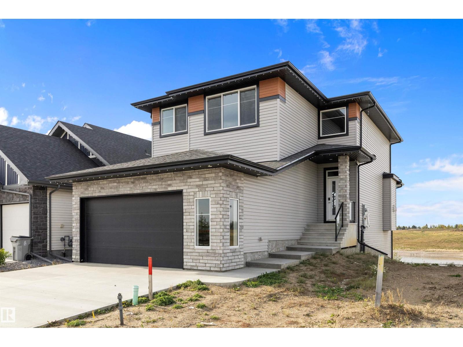 92 Av Unit 10214 #a, Morinville, AB T8R 2R4