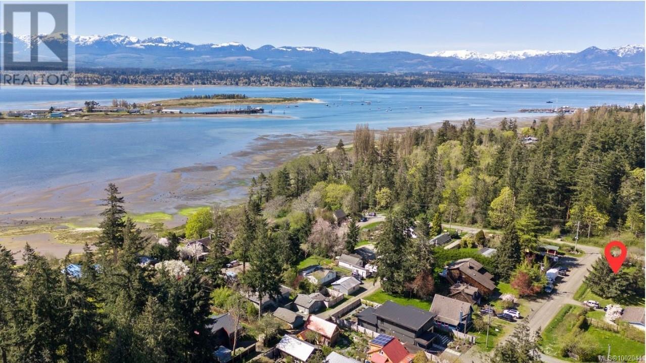 Docliddle Road, Comox, BC V9M 2P9