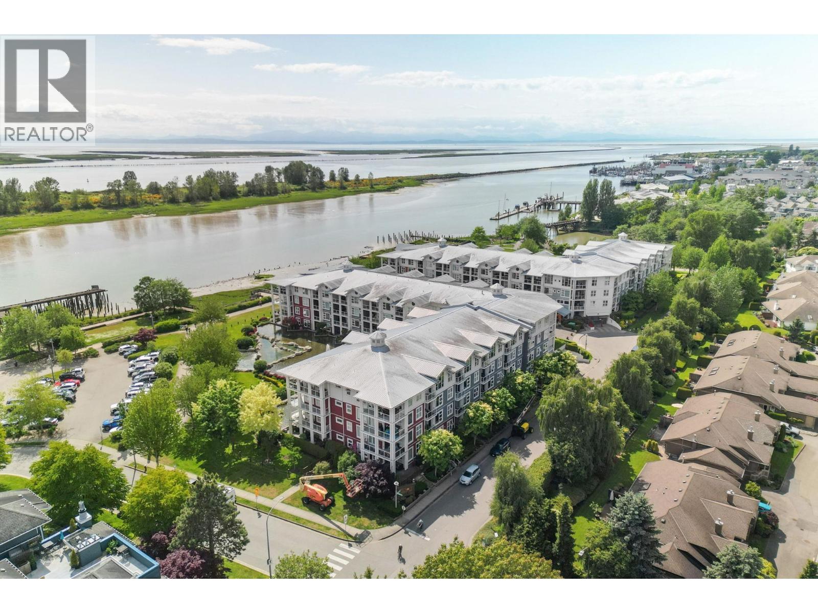 4600 Westwater Drive Unit 204, Richmond, BC V7E 6S2