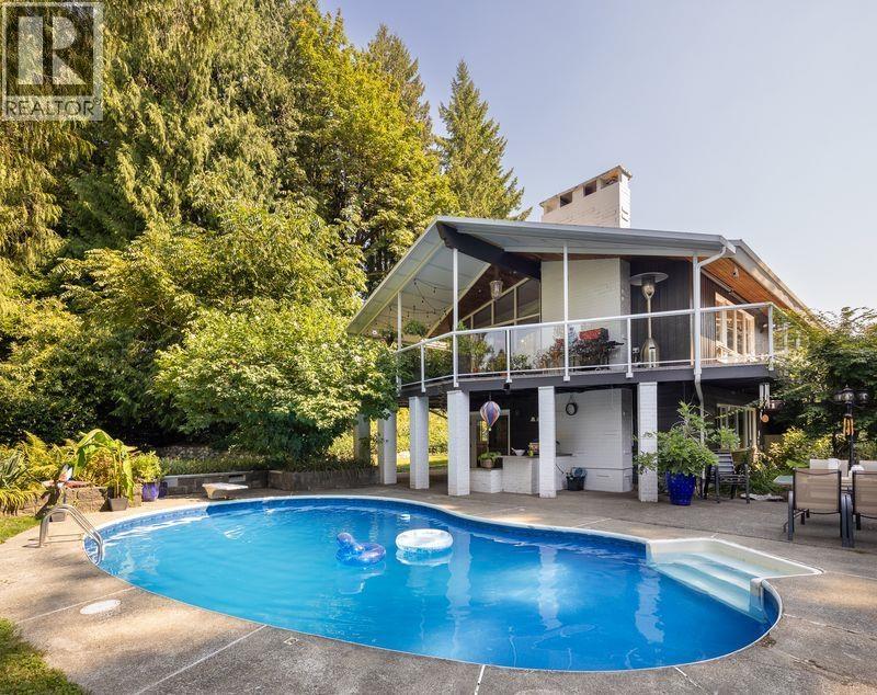 1613 Lincoln Ave, Port Coquitlam, BC V3B 2J5