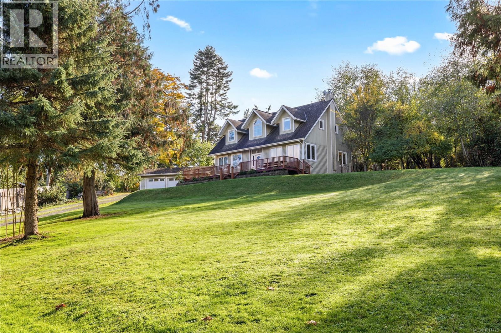 127 Bittancourt Rd, Salt Spring, BC V8K 2K2