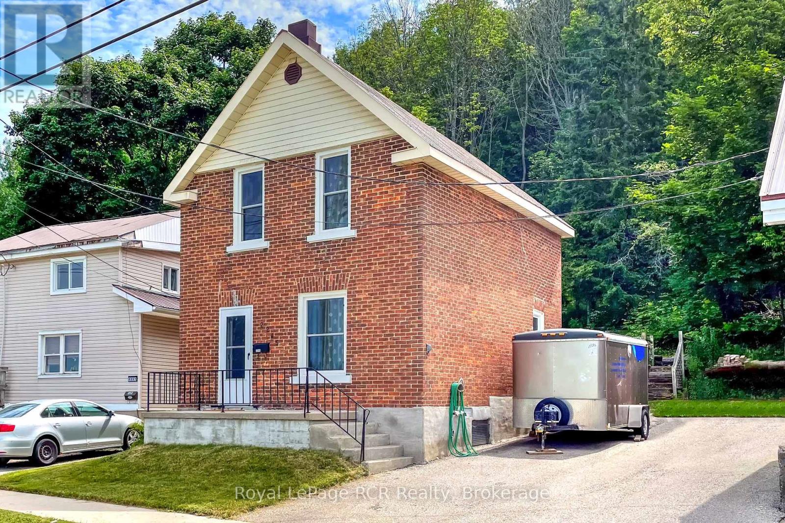 2245 3rd Avenue East, Owen Sound, ON N4K 2M5