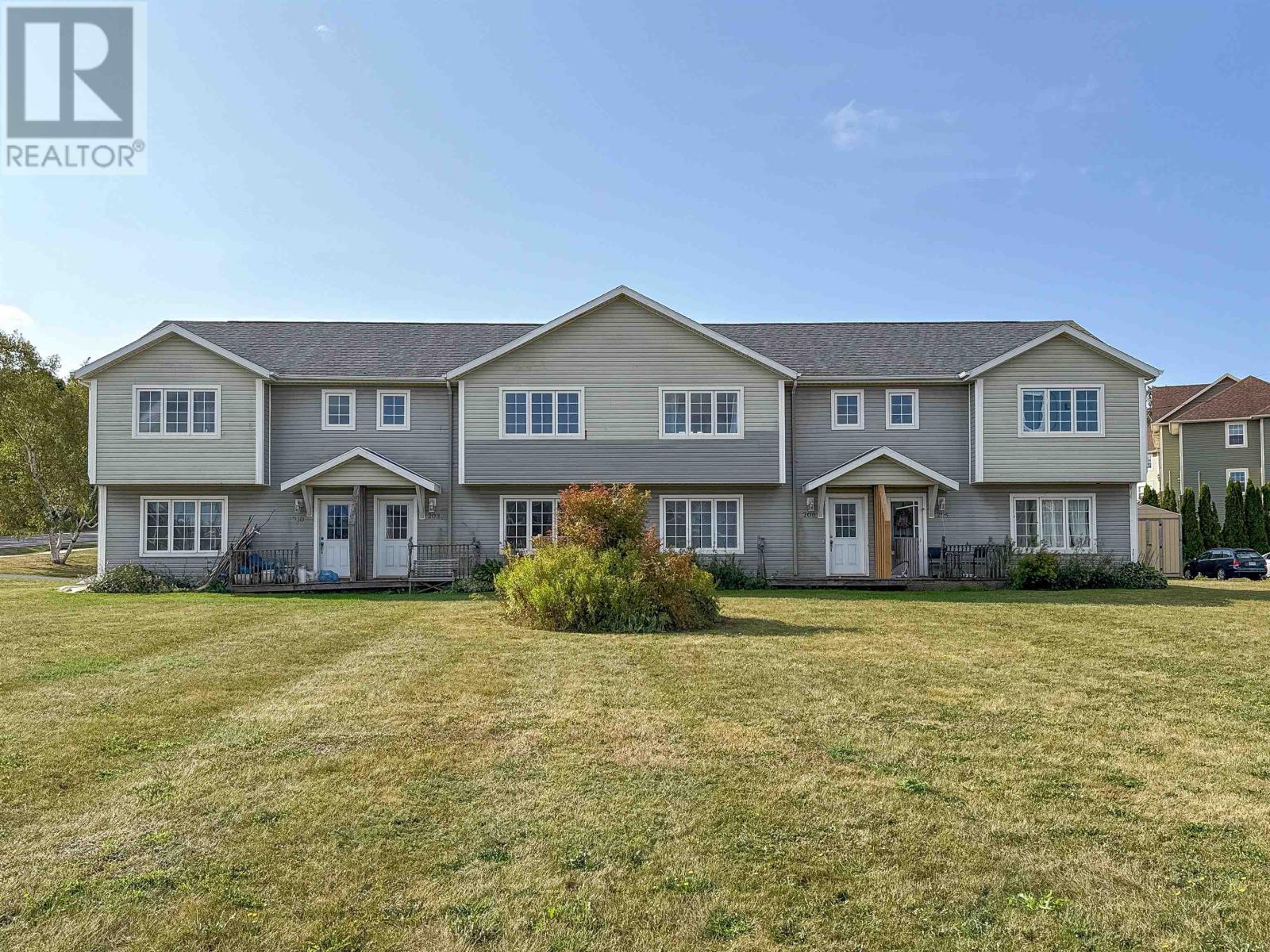 208 Stratford Rd, Stratford, PE C1B 1P6