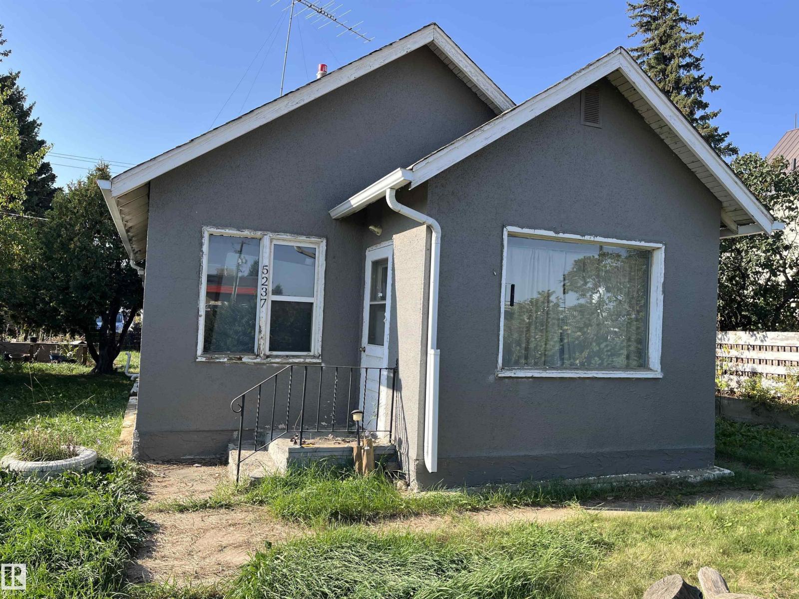 50 Av Unit 5237, Vegreville, AB T9C 1M8