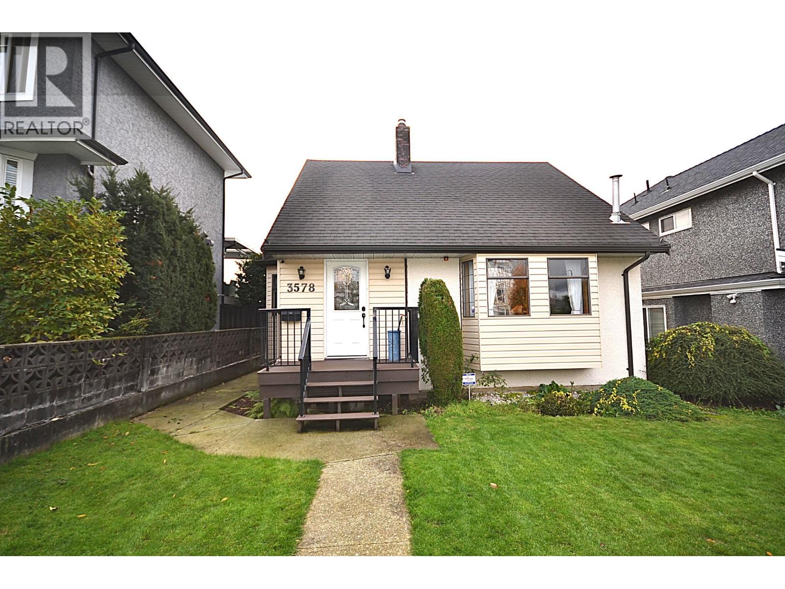 3578 Haida Dr, Vancouver, BC V5M 3Z4