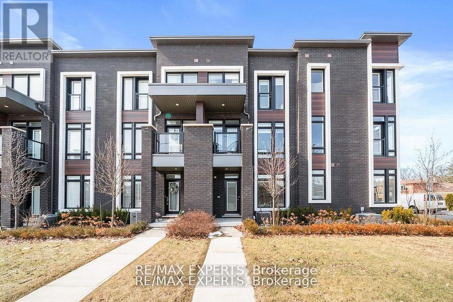 13 Shatner Turnabout Cres, Vaughan East Woodbridge, ON L4L 0M4