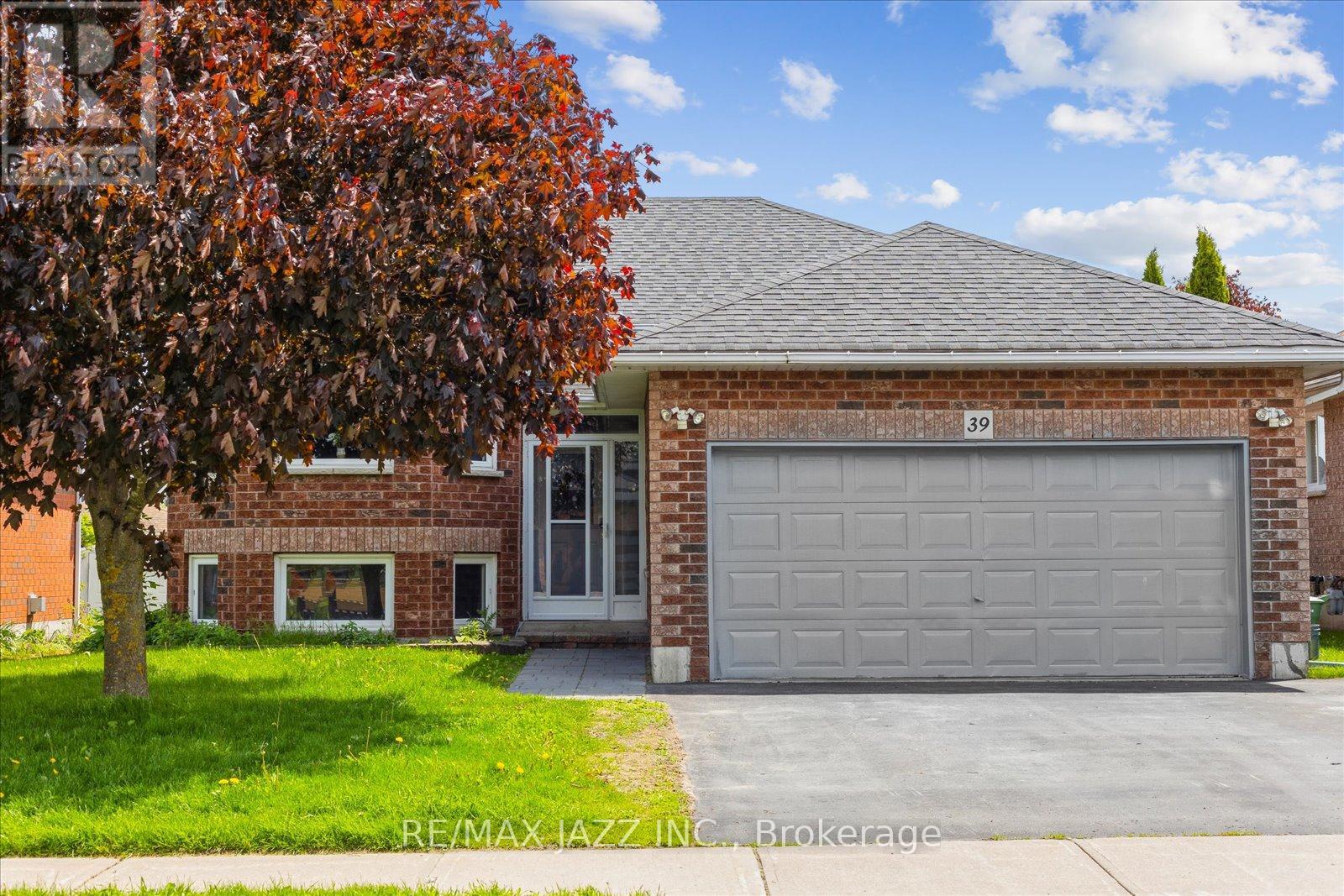 39 Mcgibbon Blvd, Kawartha Lakes, ON K9V 6G4
