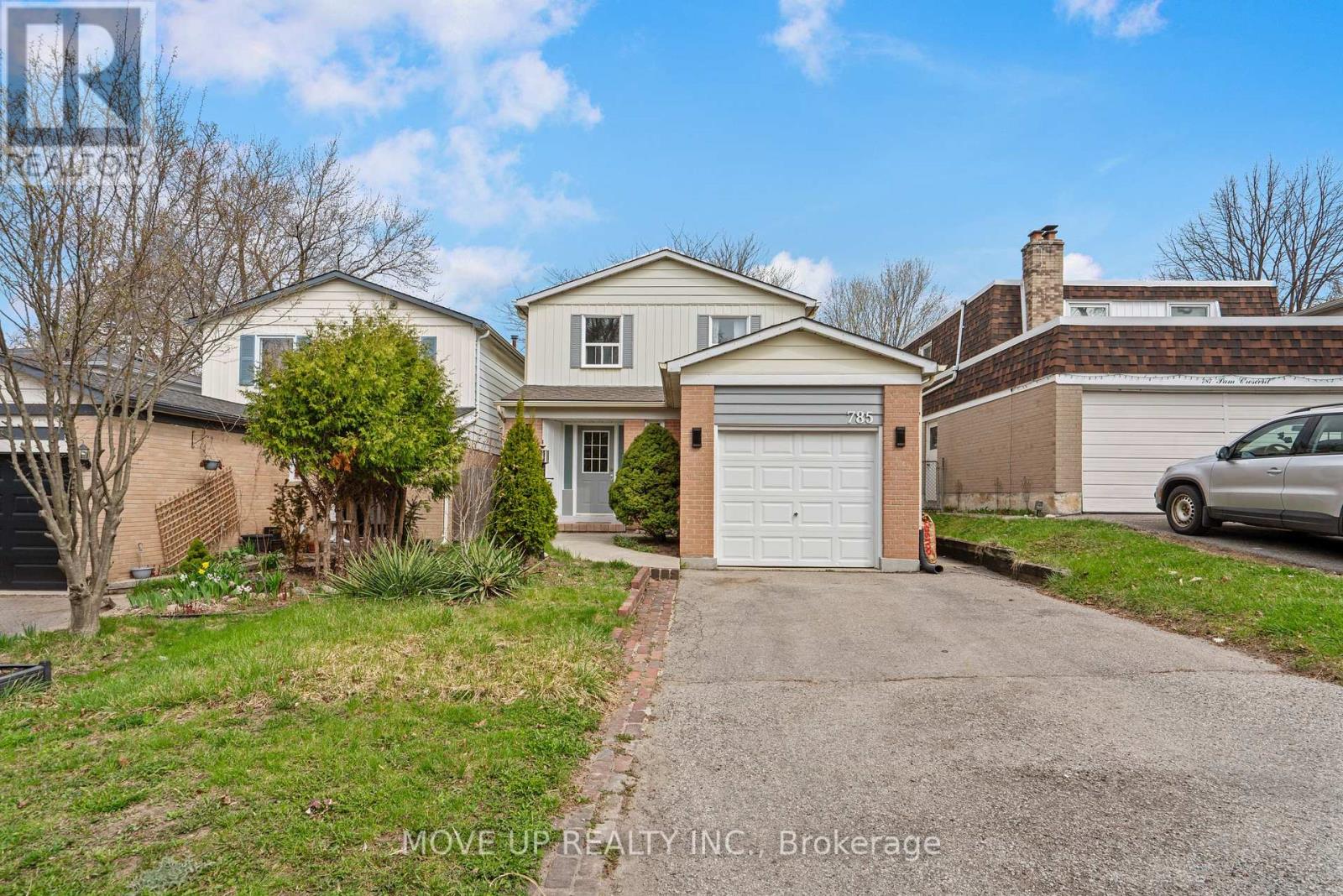 785 Pam Cres, Newmarket Huron Heights-leslie Valley, ON L3Y 5B7