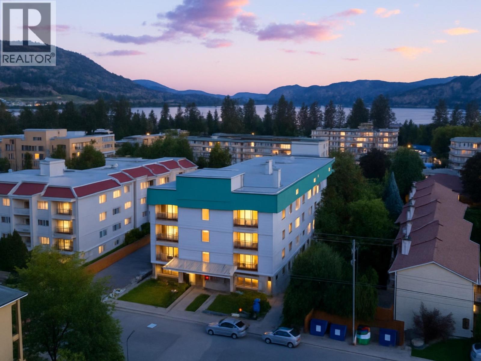 298 Yorkton Avenue Unit 202, Penticton, BC V2A 3V5
