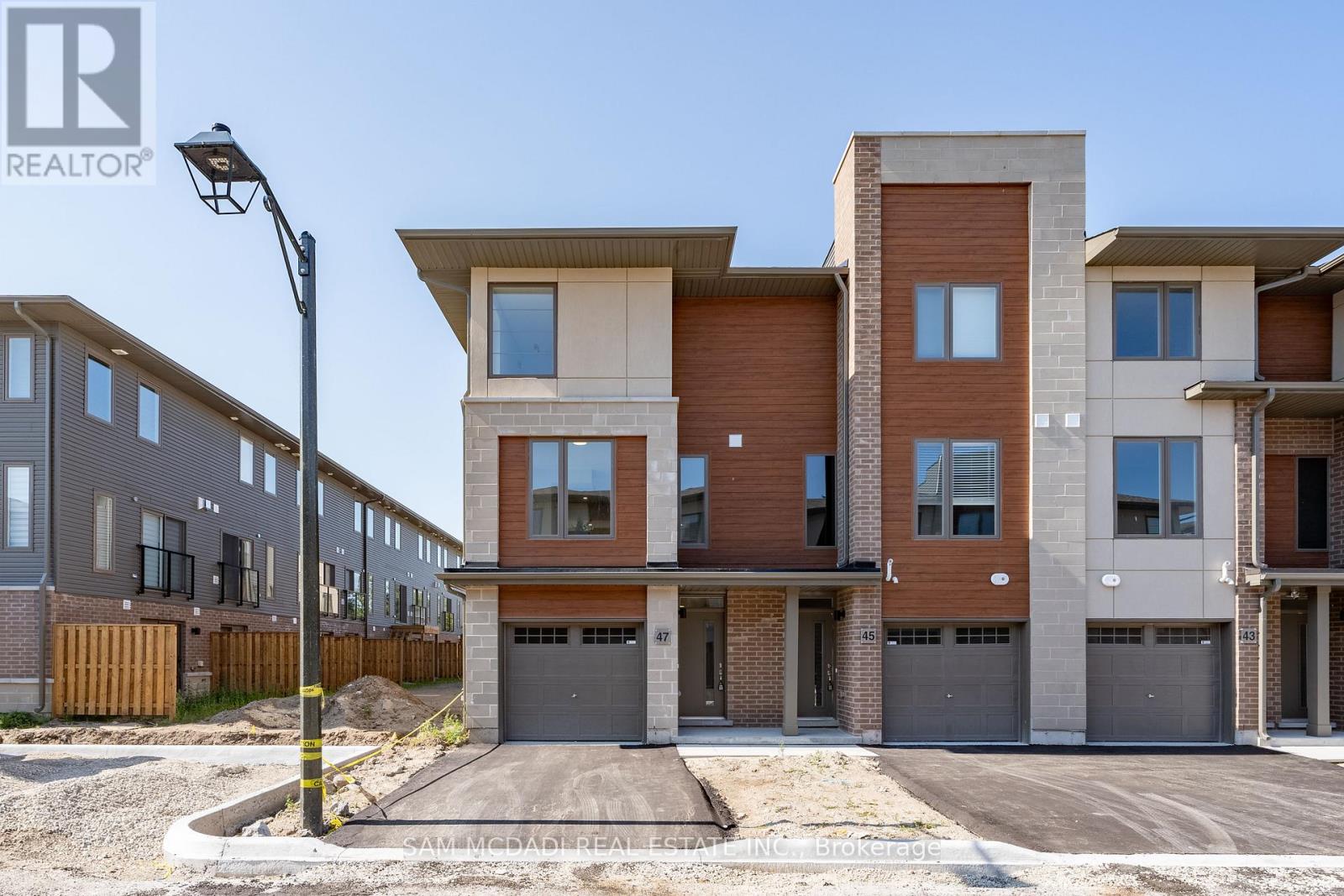 47 Winters Cres, Collingwood, ON L9Y 5H8