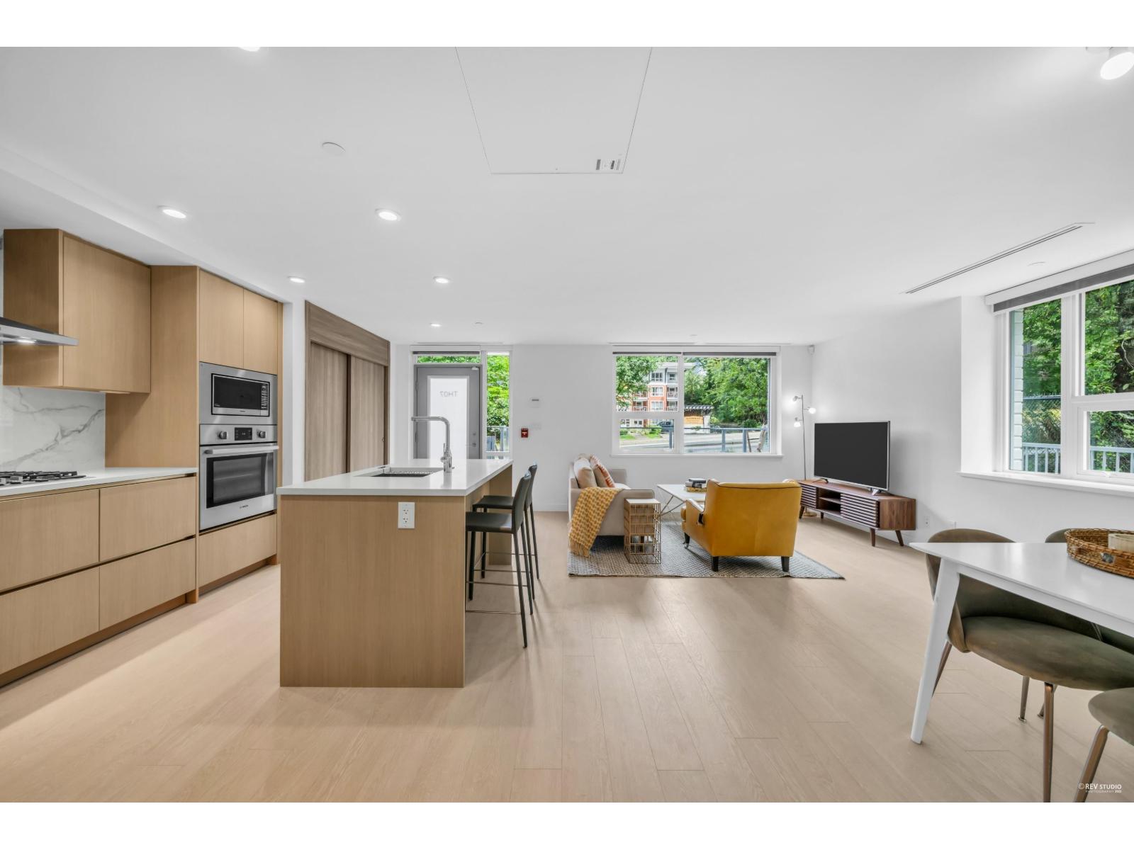 13778 100 Avenue Unit 7, Surrey, BC V3T 0V3