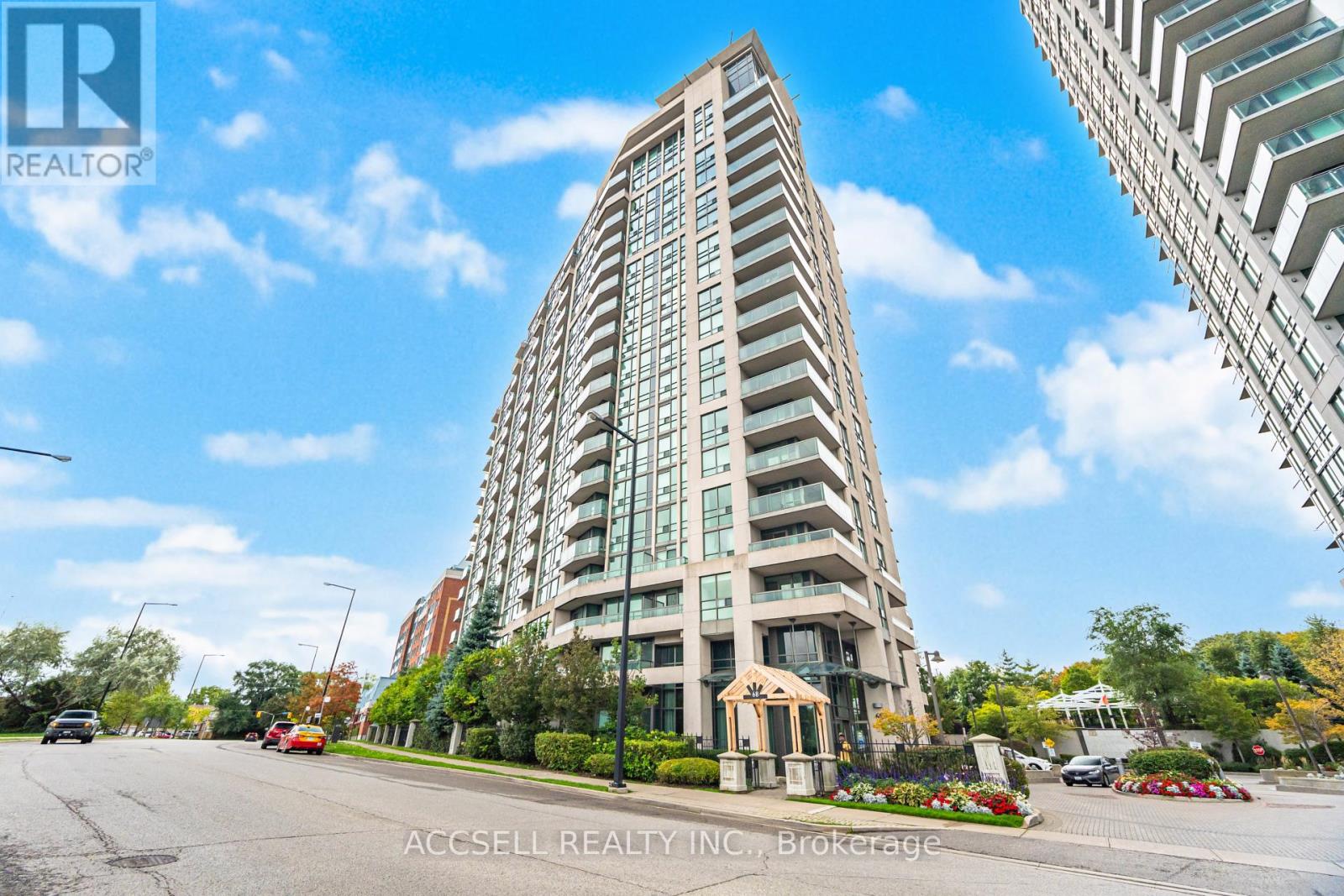 1015 68 Grangeway Ave, Toronto, ON M1H 0A1