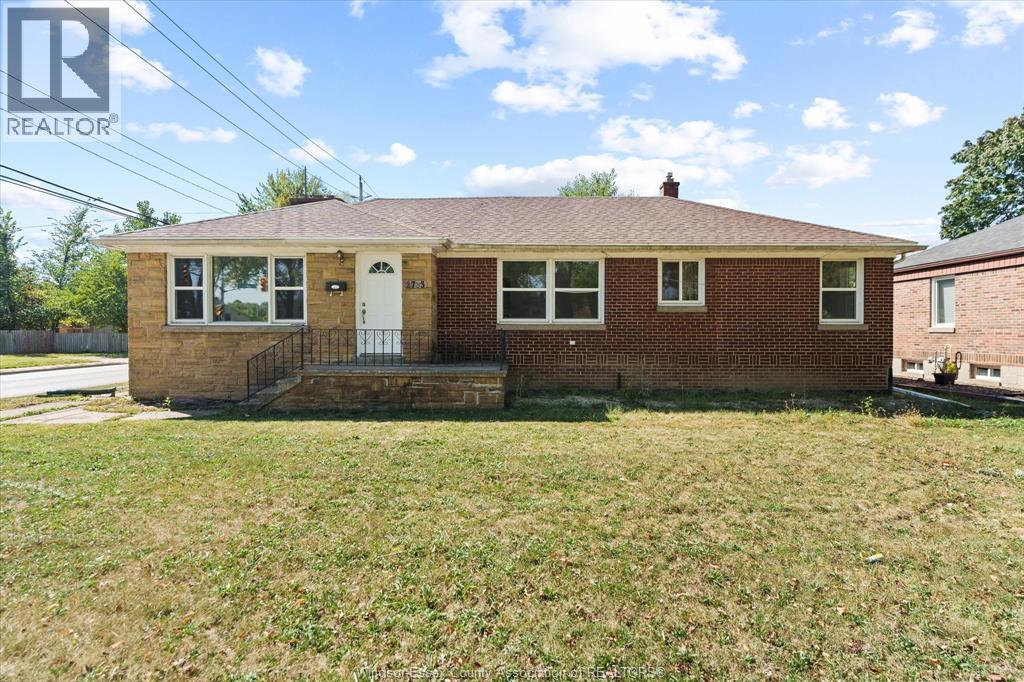 2783 Dominion Blvd, Windsor, ON N9E 2M7