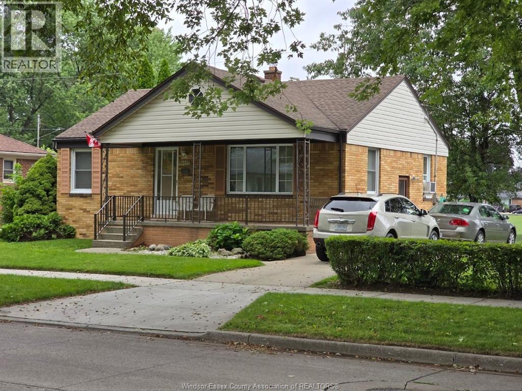 2678 Randolph Ave, Windsor, ON N9E 3C9