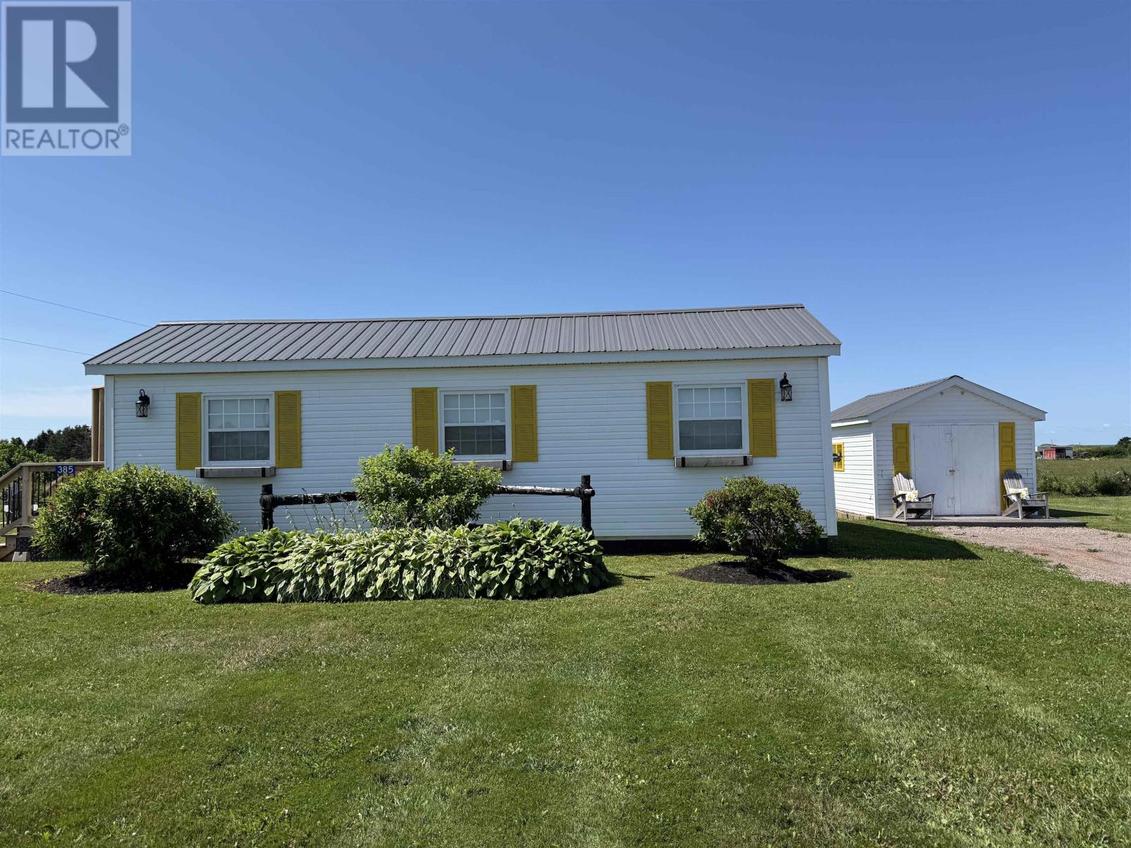 385 Stompin Tom Rd, Tignish, PE C0B 2B0