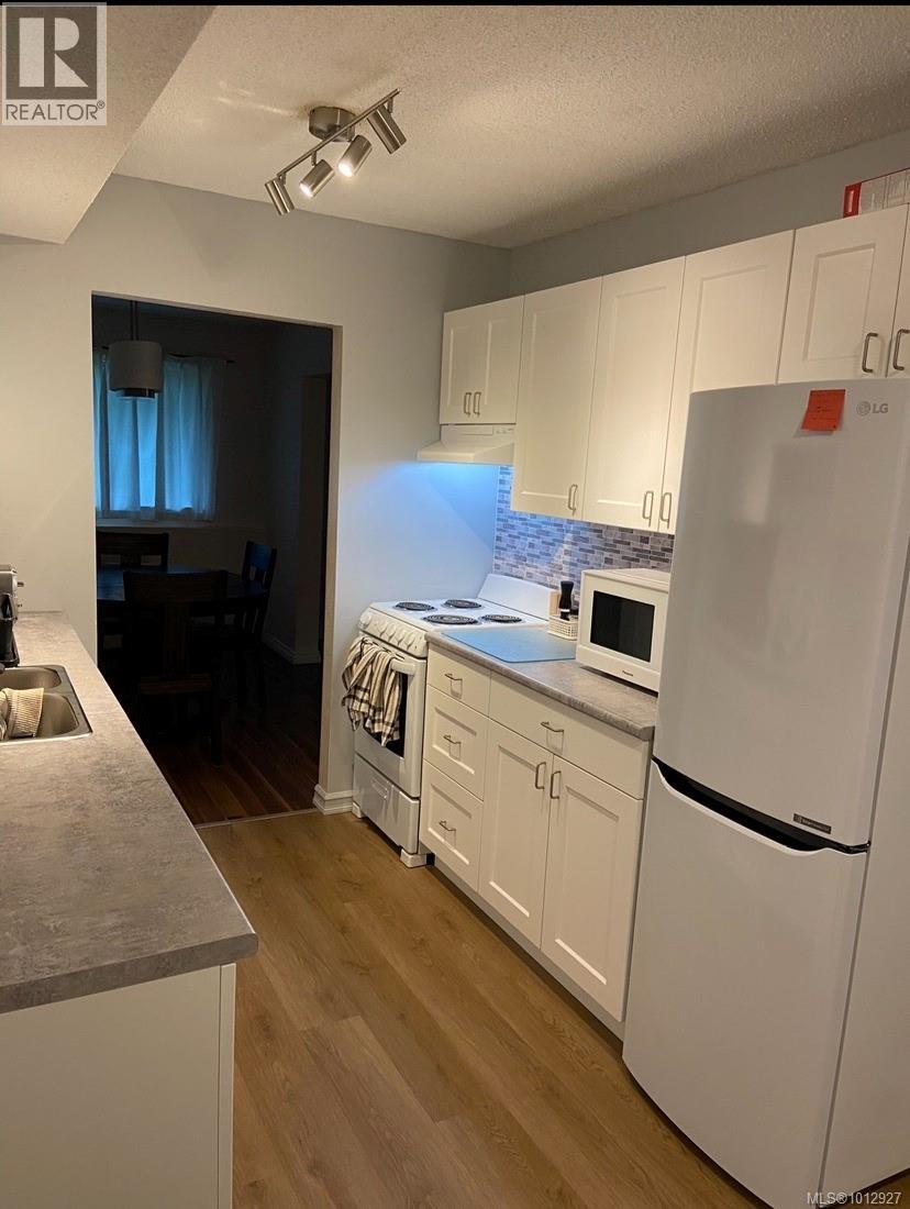 7450 Rupert St Unit 101 St, Port Hardy, BC V0N 2P0