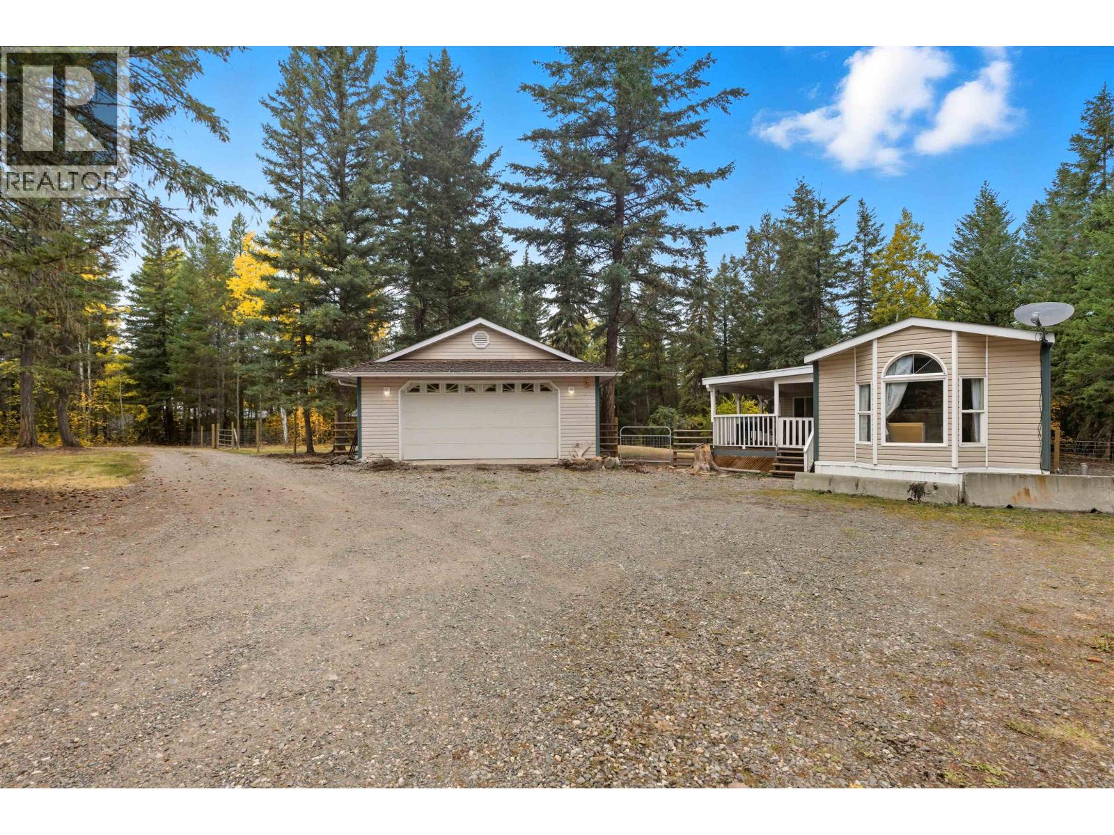 3075 Heinie Place, 150 Mile House, BC V2G 1Z6
