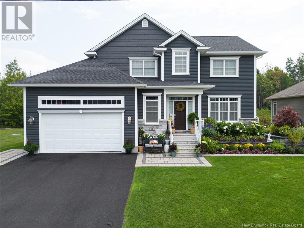 45 Barcroft Dr, Fredericton, NB E3B 0Y7