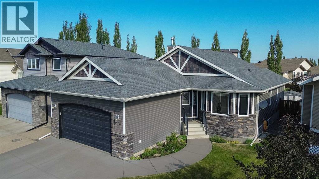 87 Valentine Cres, Red Deer, AB T4R 0G1
