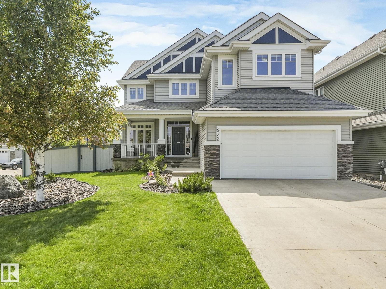 932 Summerside Li SW, Edmonton, AB T6X 1B2