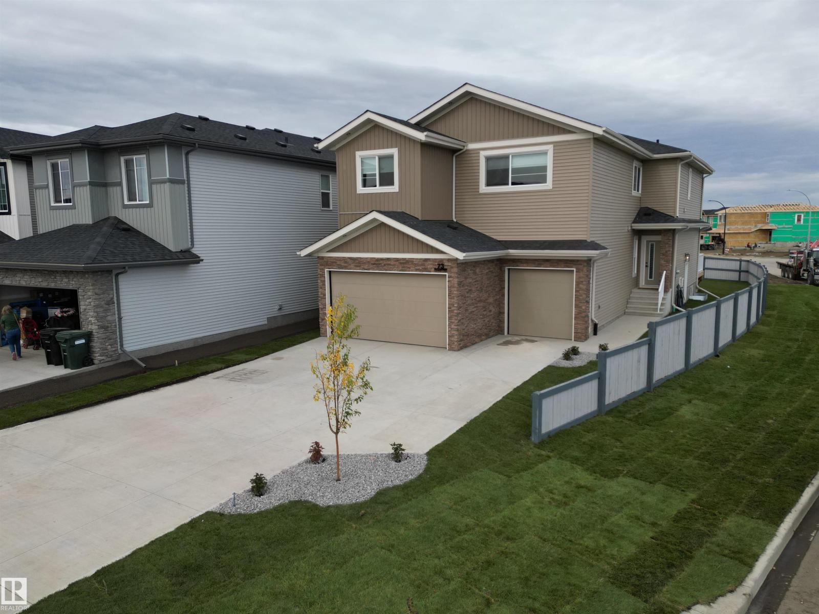 73 Ashbury Cr, Spruce Grove, AB T7X 3C6