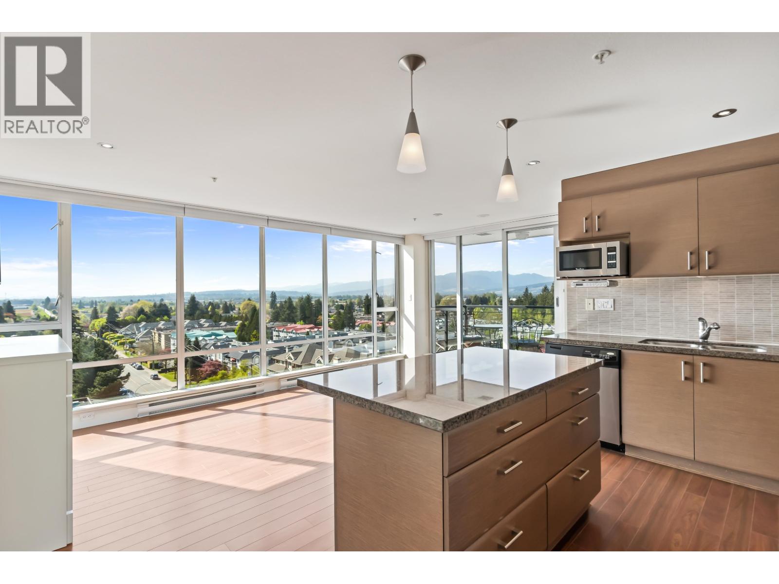 12069 Harris Road Unit 903, Pitt Meadows, BC V3Y 0C8
