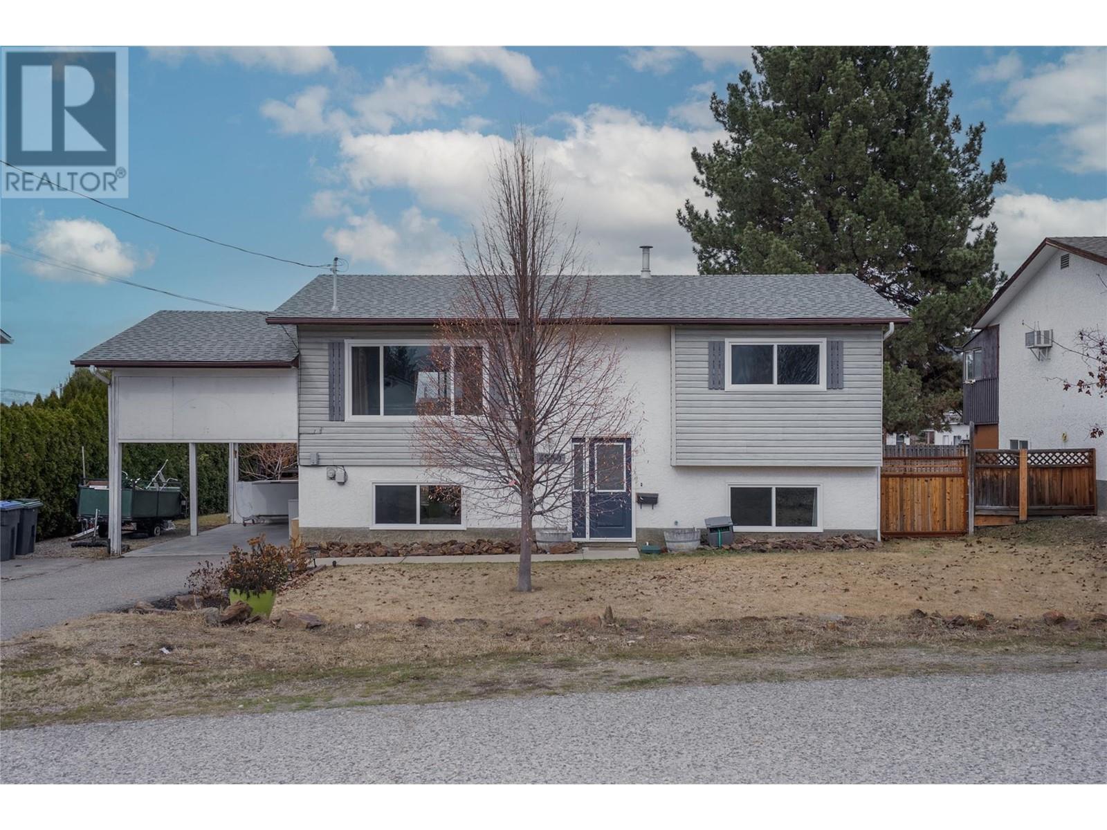 4830 Chatham Rd, Kelowna, BC V1X 6M4