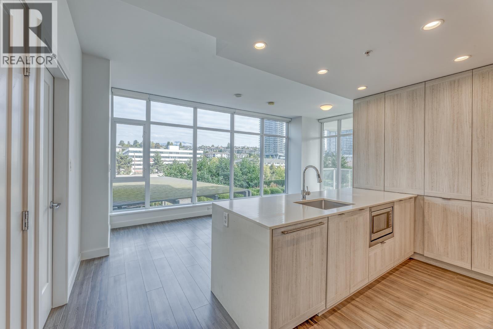 2311 Beta Avenue Unit 506, Burnaby, BC V5C 0M1