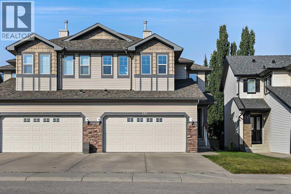 181 Everridge Dr SW, Calgary, AB T2Y 5A5