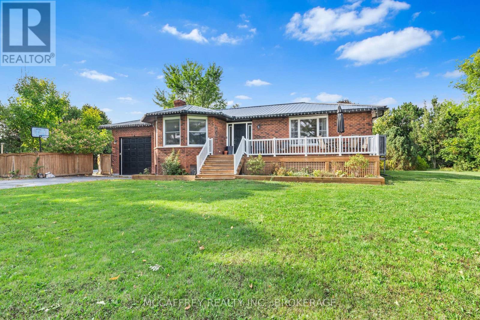 2055 Switzerville Rd, Loyalist, ON K7R 3K9