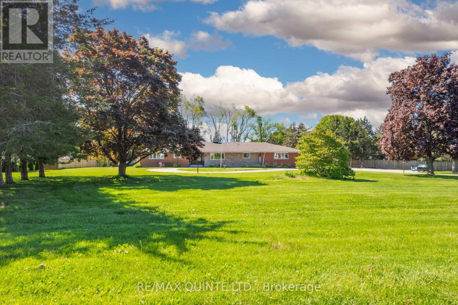 25 Singleton St, Brighton, ON K0K 1H0