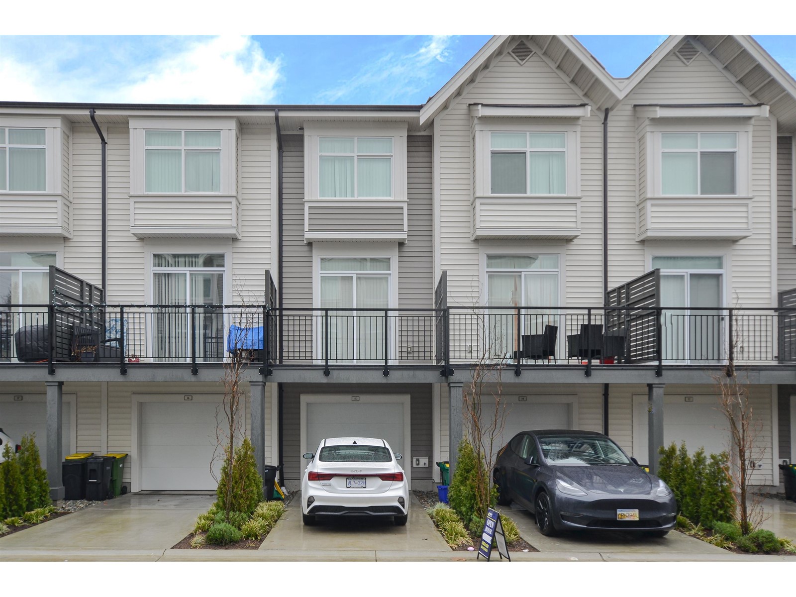 14151 58a Avenue Unit 15, Surrey, BC V3X 0L1