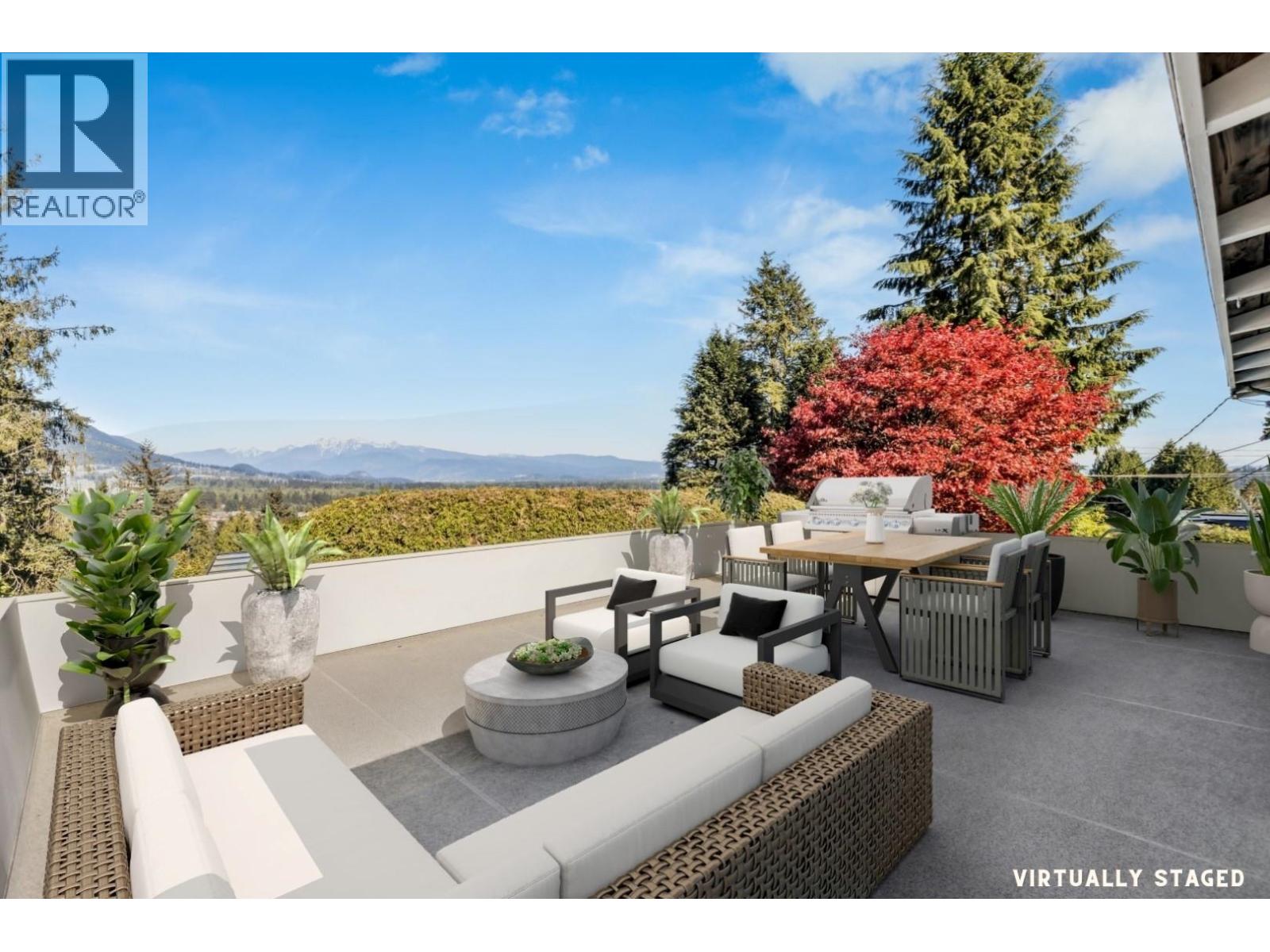 3090 Lazy A St, Coquitlam, BC V3C 3N9