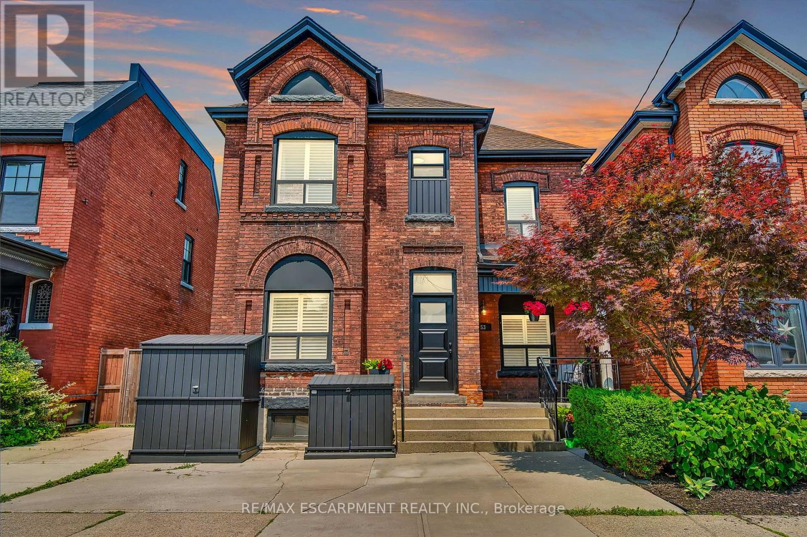 53 Murray St E, Hamilton Beasley, ON L8L 3E0