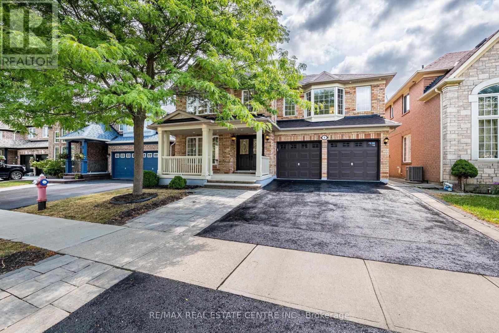9 Sparta Dr, Brampton, ON L6P 1H6