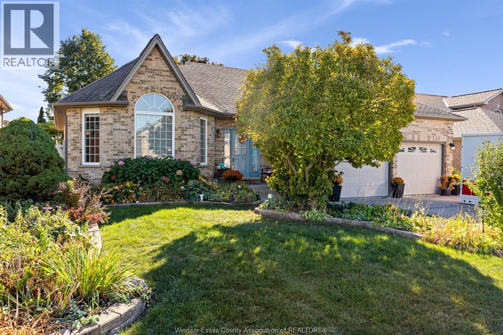 12 Cambridge Ct, Amherstburg, ON N9V 4B5