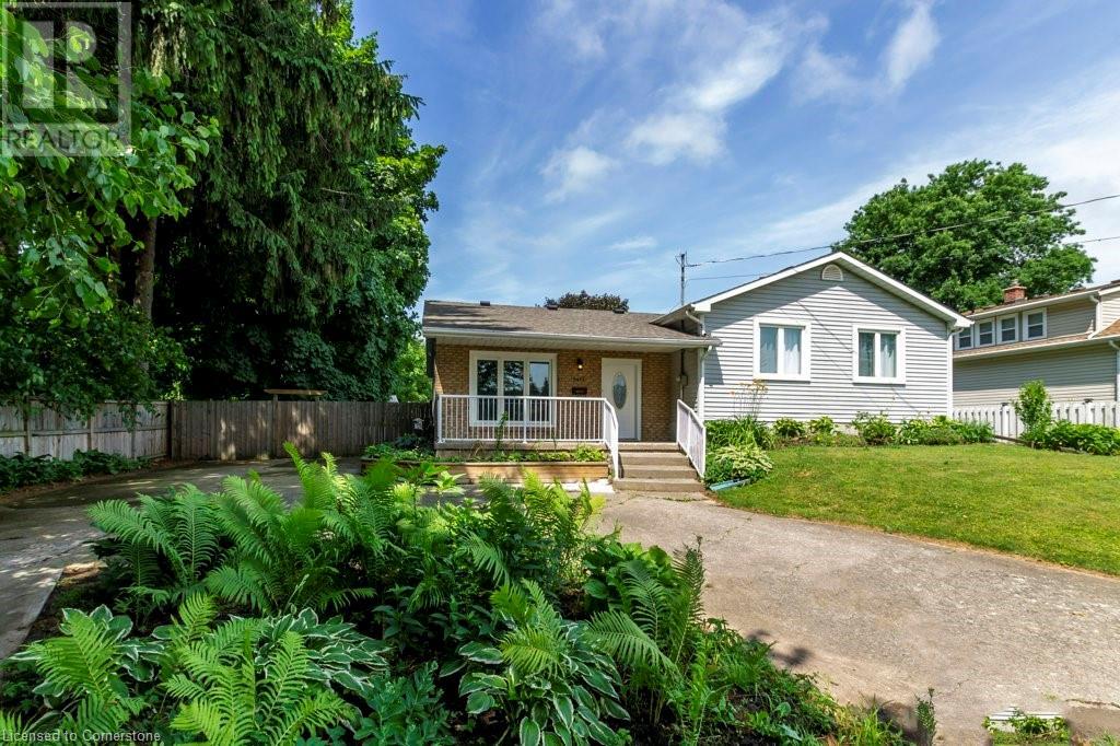 6413 Franklin Ave, Niagara Falls, ON L2G 4Z6