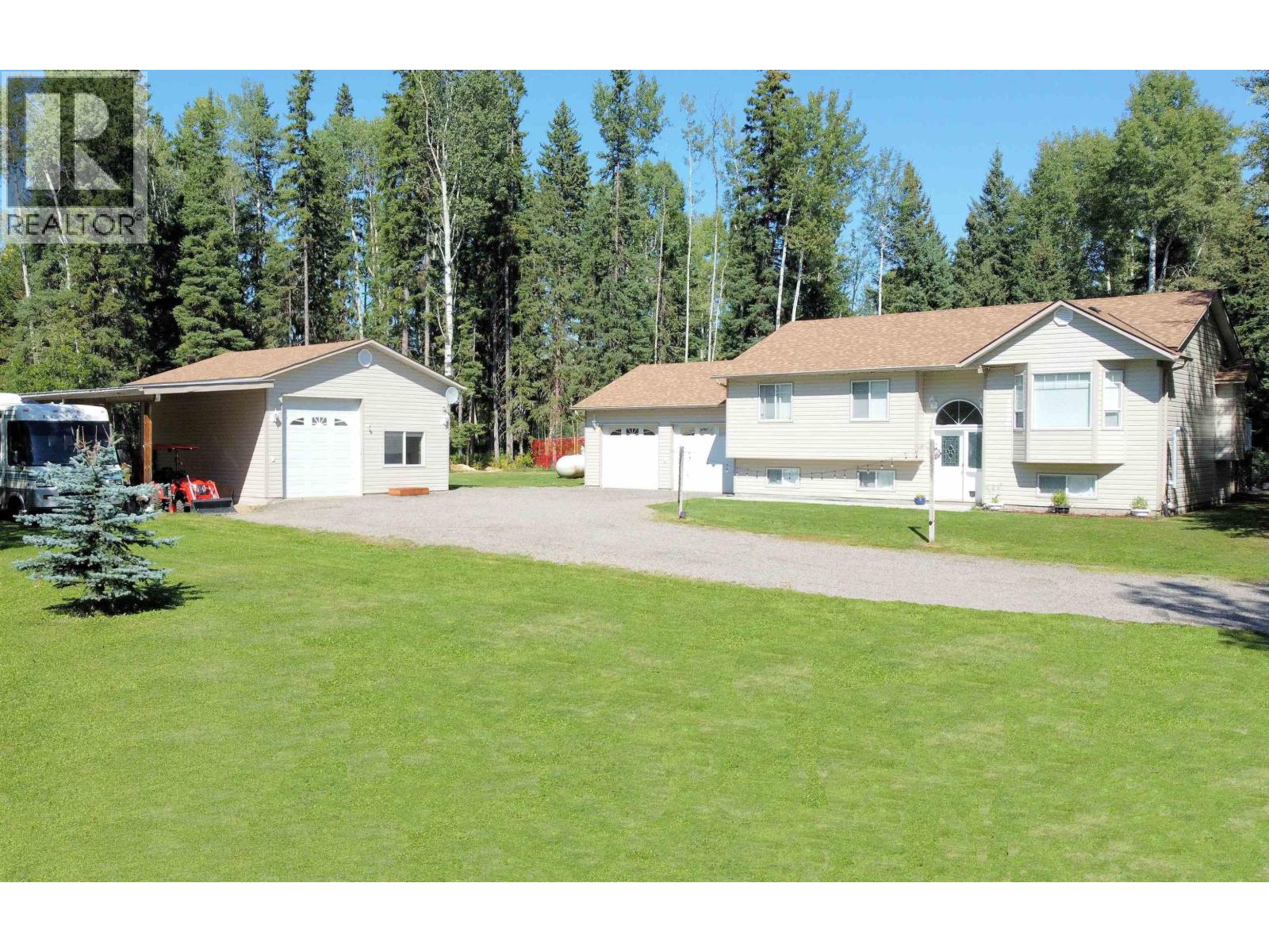 18745 Trout Rd, Prince George, BC V2K 5W3