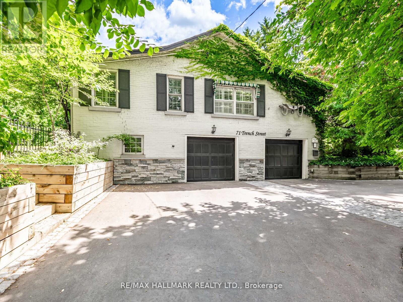 71 Trench St, Richmond Hill Mill Pond, ON L4C 3W6