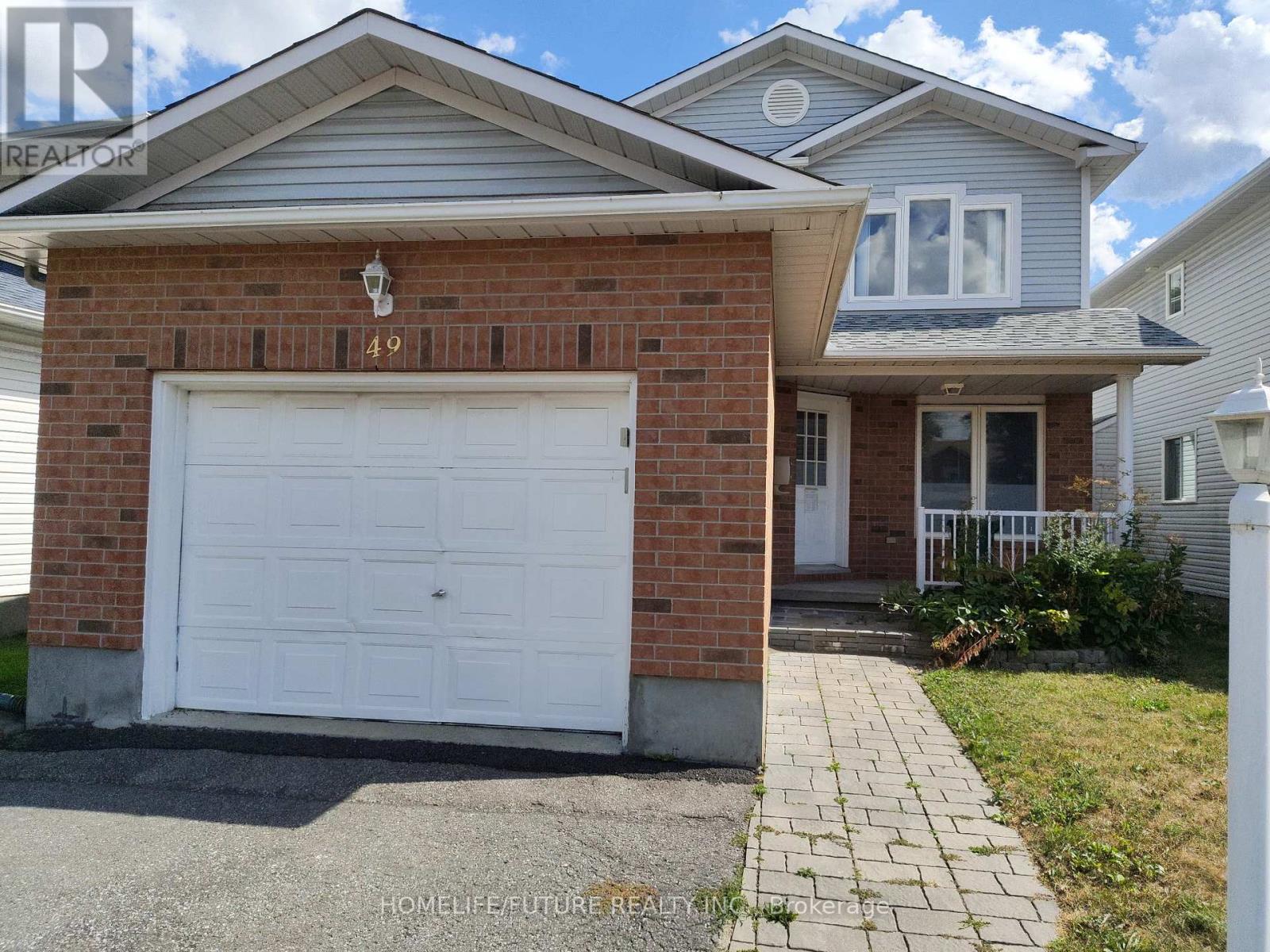 49 Montana Way, Ottawa, ON K2J 4M4