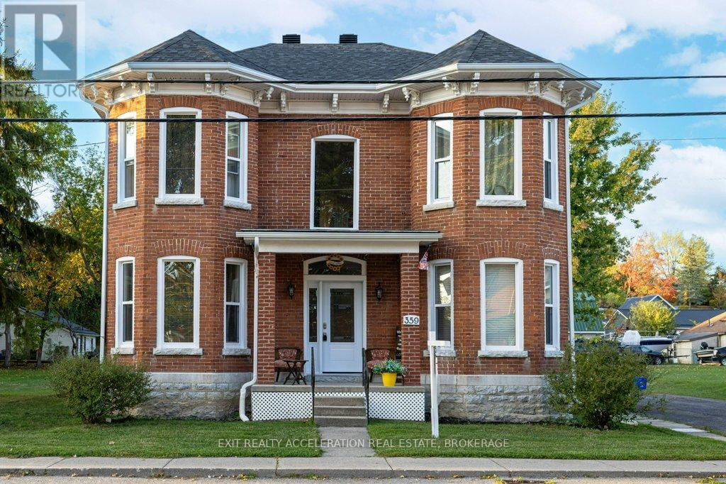 359 Thomas St, Deseronto, ON K0K 1X0